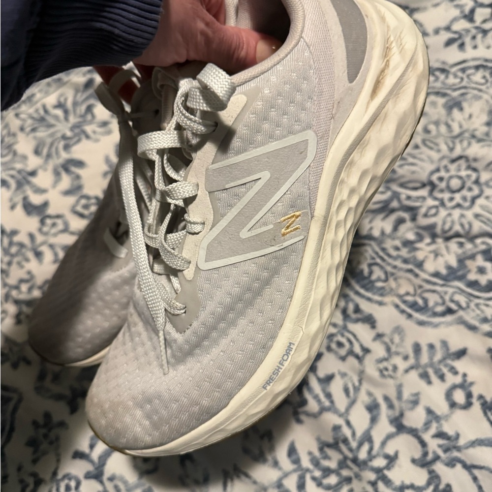 New Balance Women's Light Gray and Cream Running Shoes